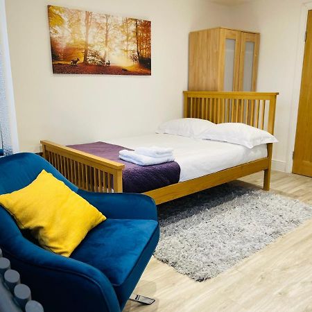 New Modern Studio Apartment, Parking, Netflix Кенилворт Экстерьер фото